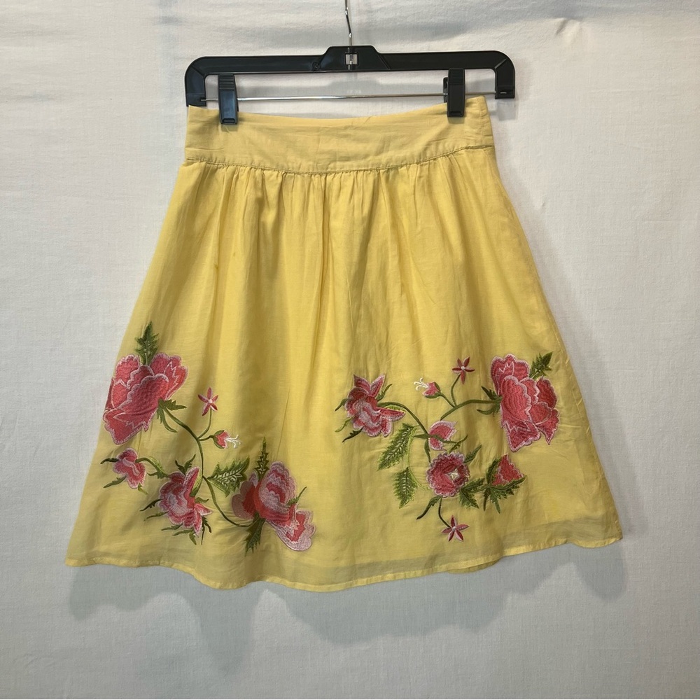 Forever, Girls Yellow Embroidered skirt, Size S